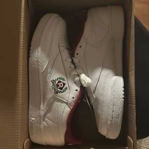 Brand new reebok shoes